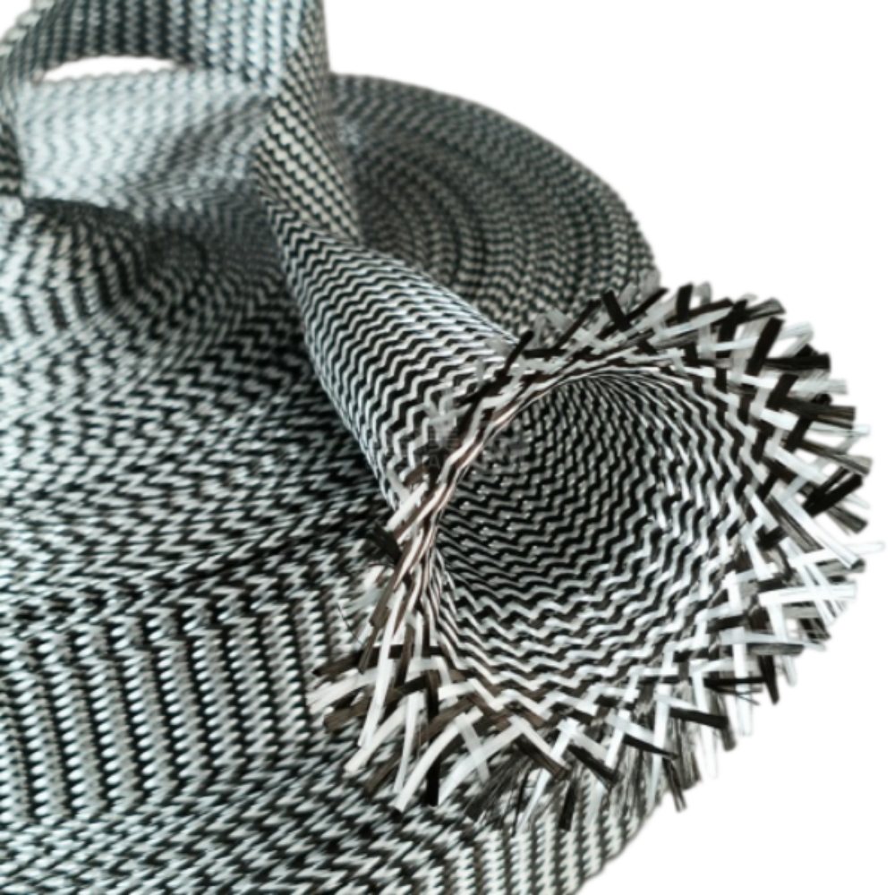 Funda híbrida de fibra de vidrio y carbono para tubos compuestos