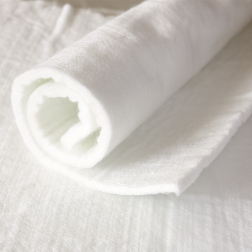 Estera de agujas de fibra de vidrio para aislamiento de alta temperatura: aplicaciones y beneficios